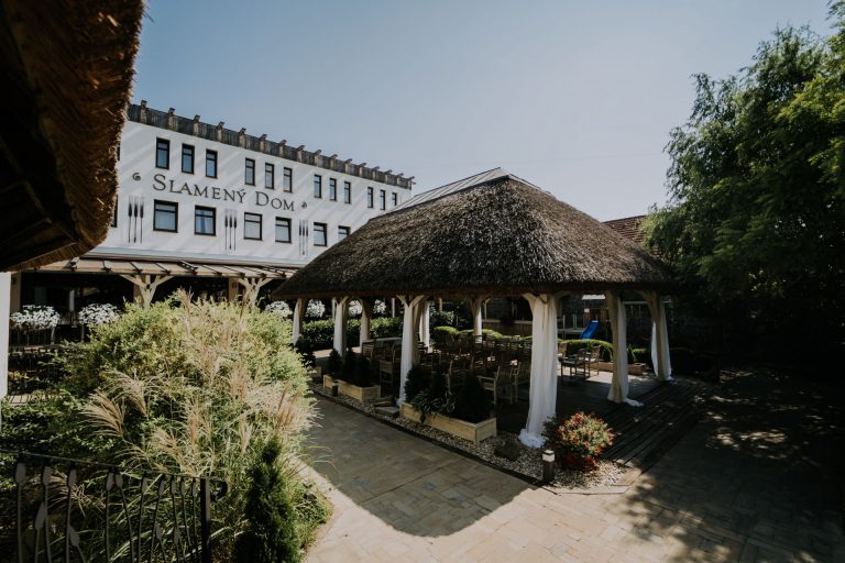 Hotel Slamený Dom ****